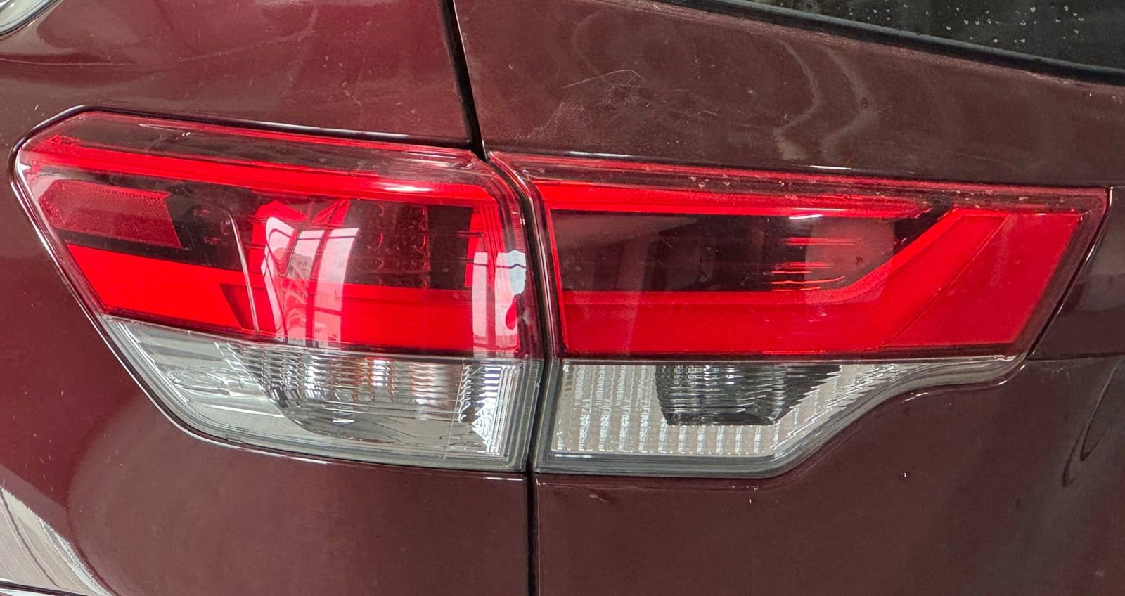 Used 2019 Toyota Highlander Limited AWD/4WD image 9