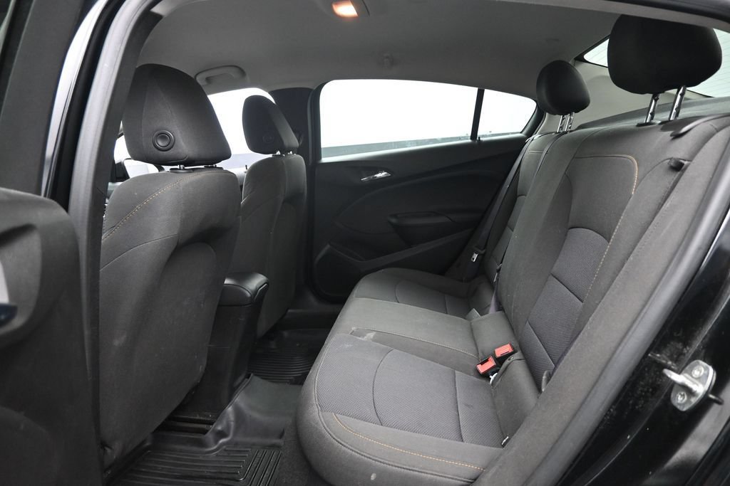 Used 2017 Chevrolet Cruze LS FWD image 25
