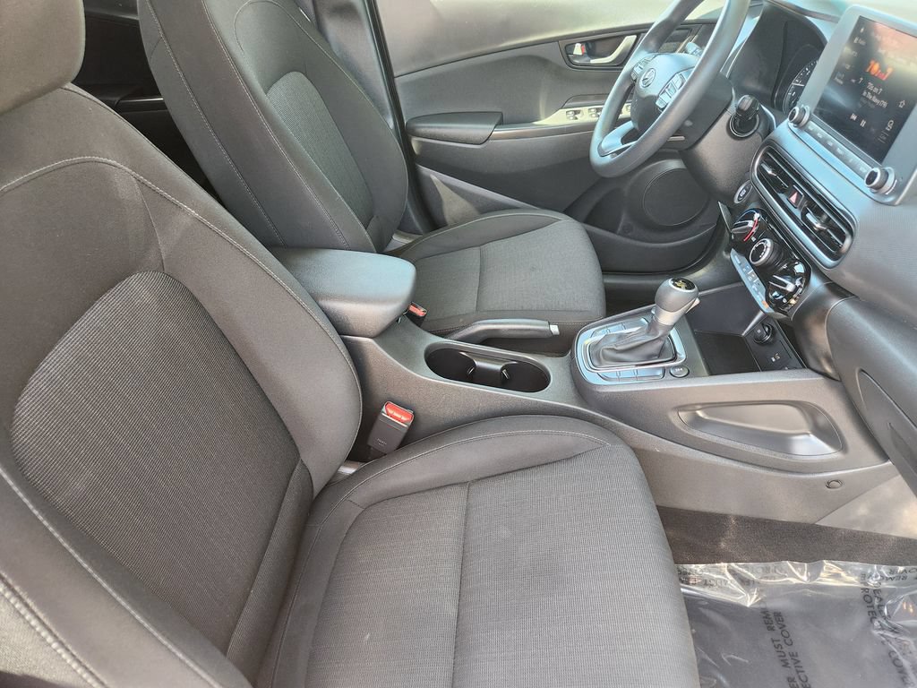 Used 2023 Hyundai Kona SEL AWD/4WD image 5