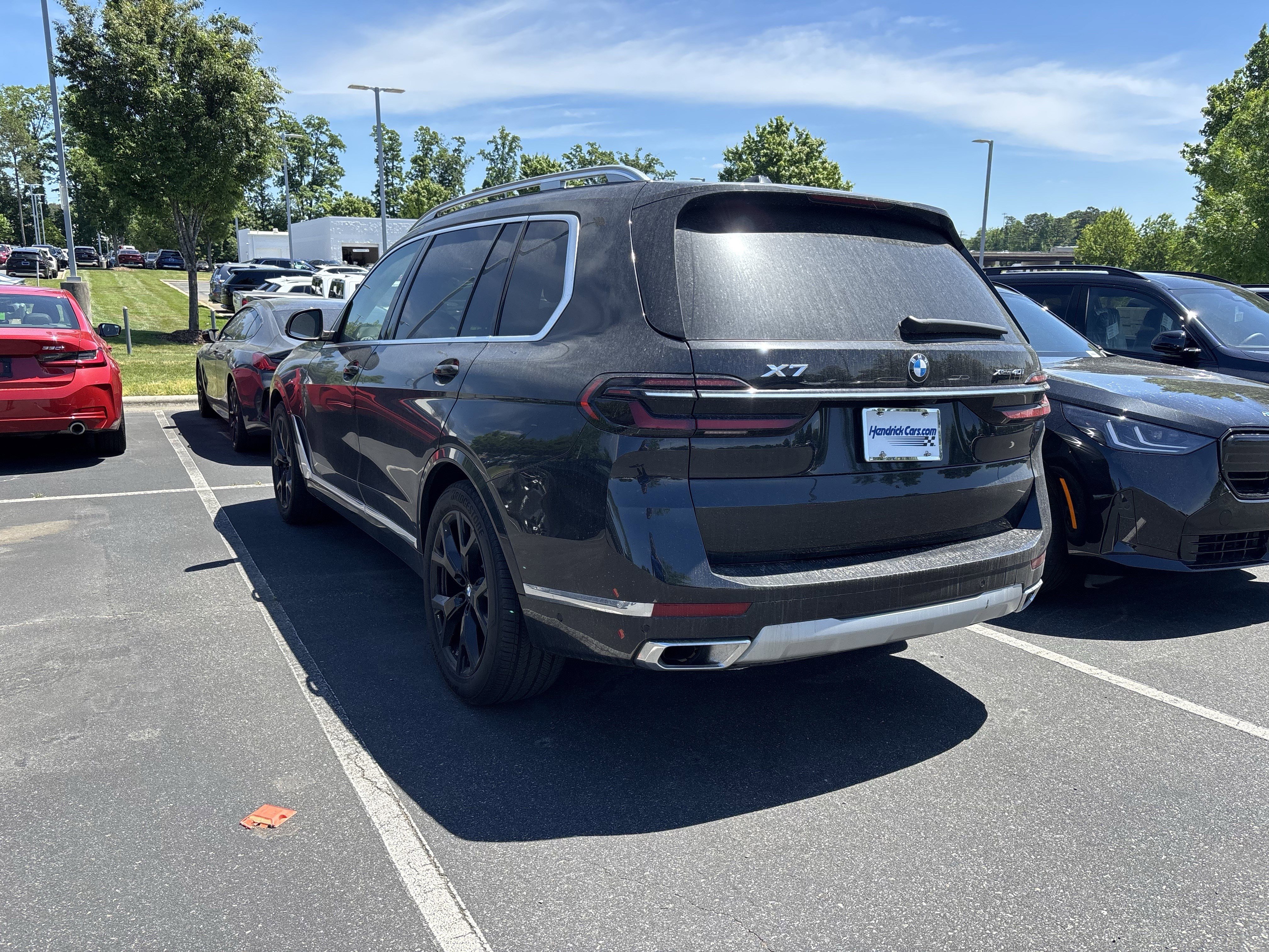 Certified 2026 BMW X7 xDrive40i w/ Executive Package AWD/4WD image 17