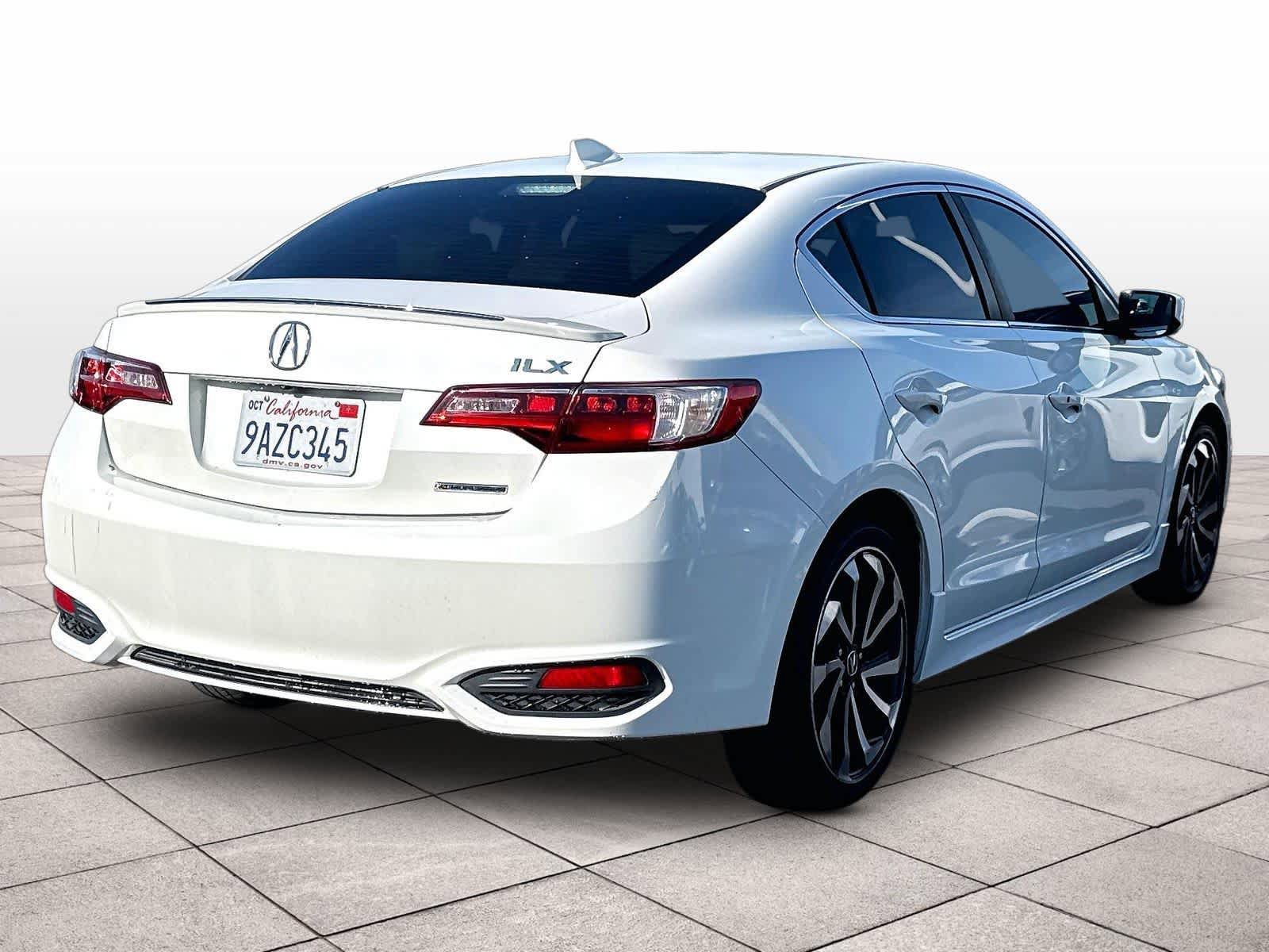 Used 2018 Acura ILX w/ Special Edition Package FWD image 9