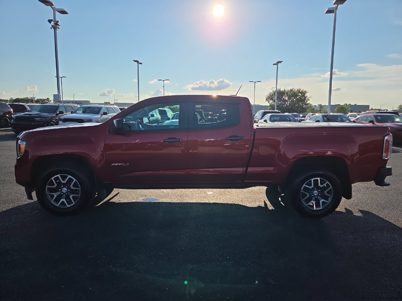 Used 2021 GMC Canyon AT4 w/ Driver Alert Package AWD/4WD image 4
