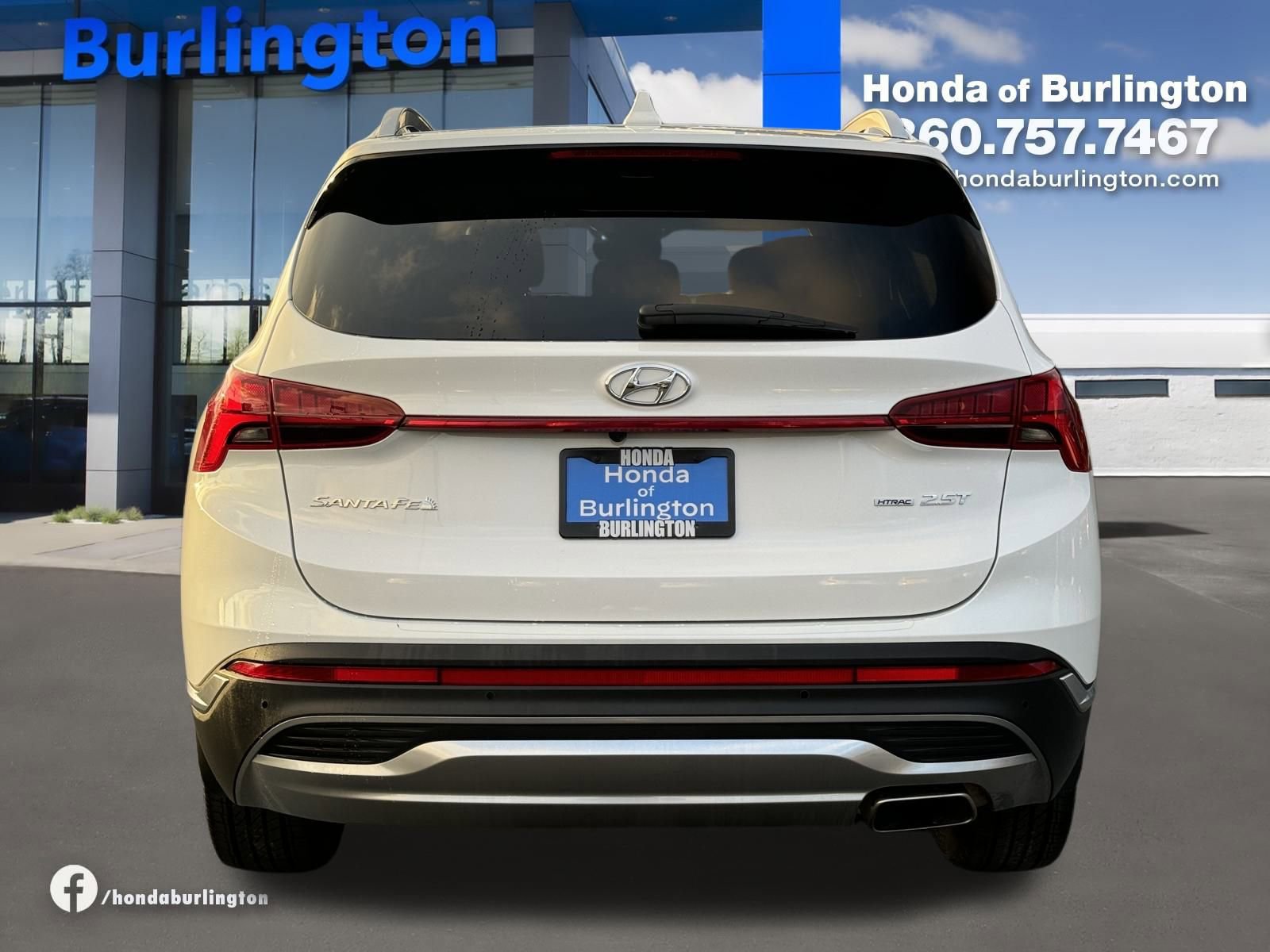 Used 2022 Hyundai Santa Fe Limited w/ Cargo Package image 5