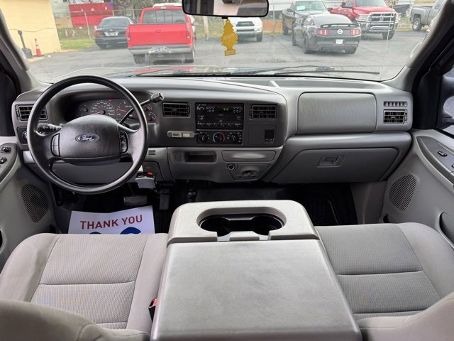 Used 2004 Ford F350 XLT image 9