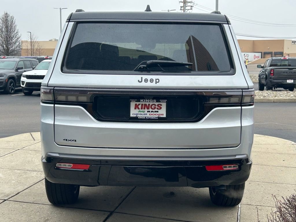 New 2026 Jeep Grand Wagoneer Summit w/ Premium Group III image 6