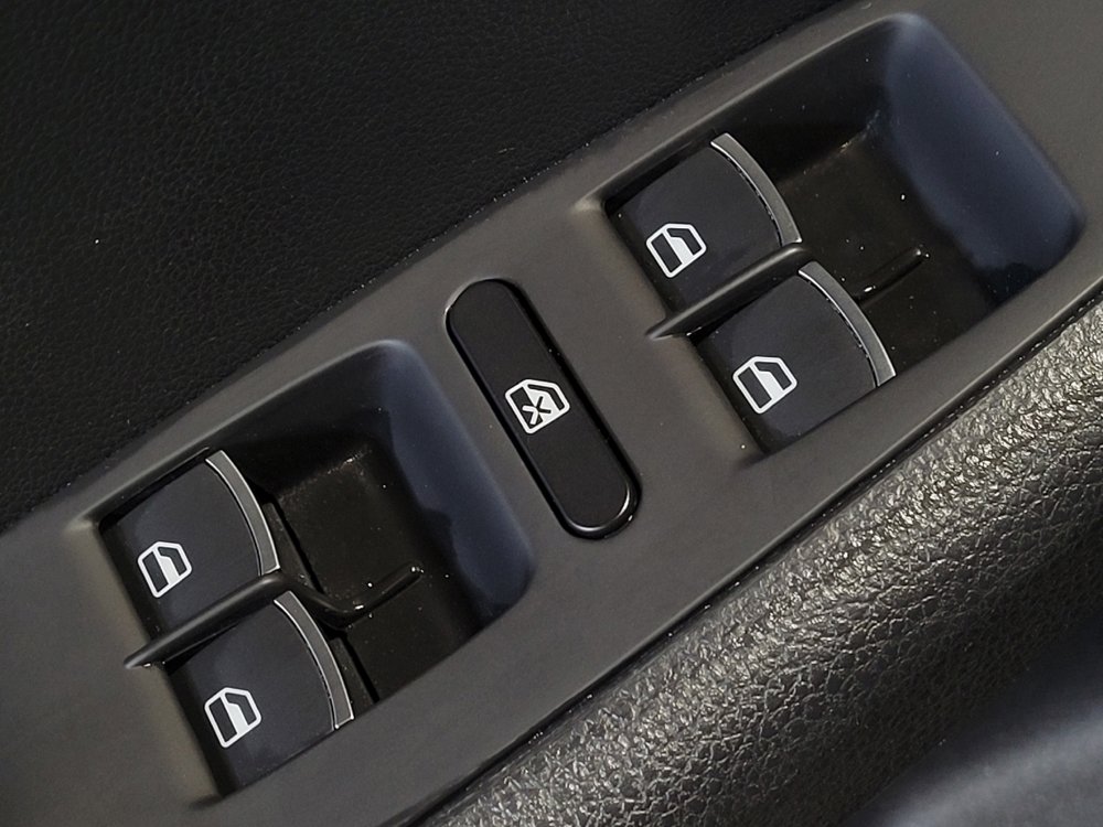 Used 2016 Volkswagen Jetta SE FWD image 27