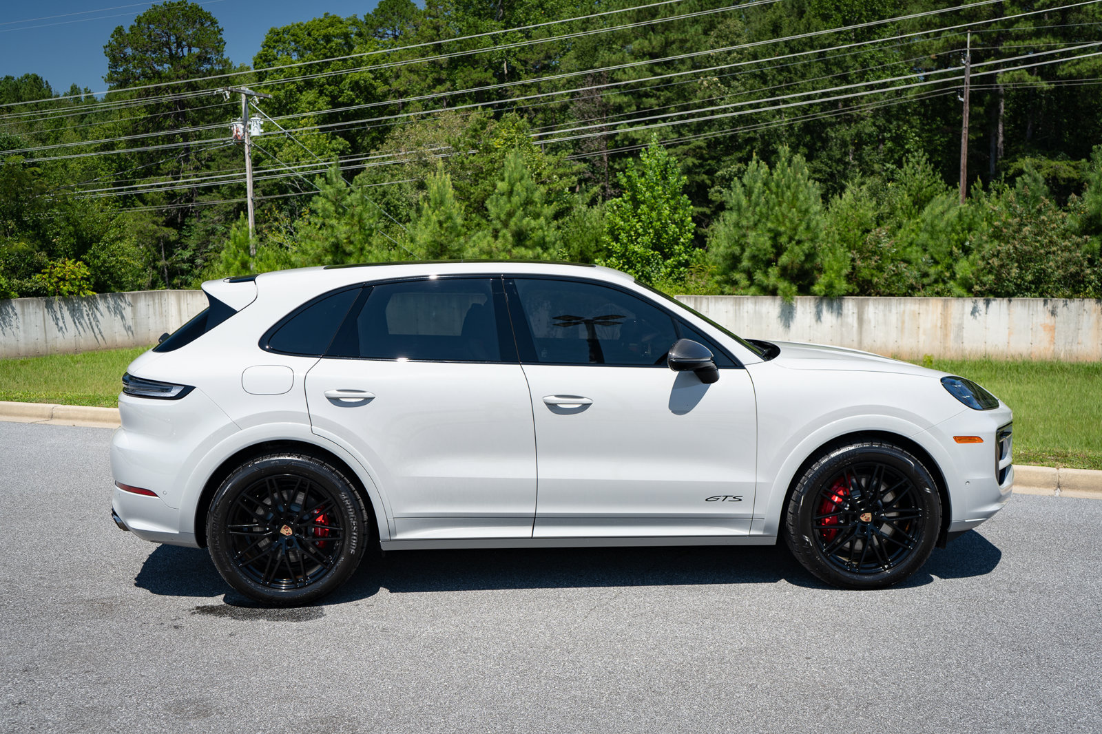 Used 2023 Porsche Cayenne GTS AWD/4WD image 26