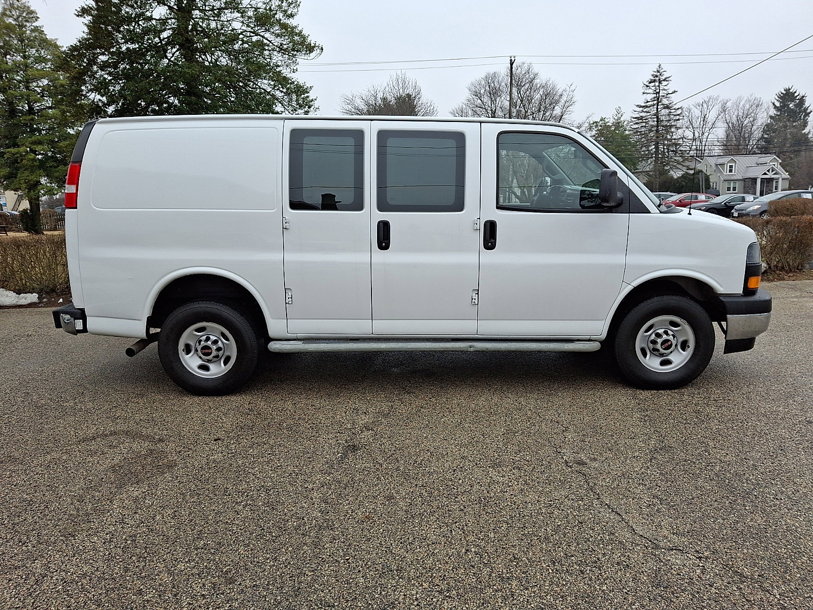 Used 2022 GMC Savana 2500 w/ Driver Convenience Package image 7