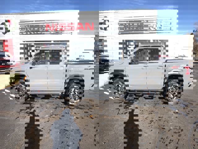 New 2026 Nissan Frontier PRO-4X w/ Pro Premium Package