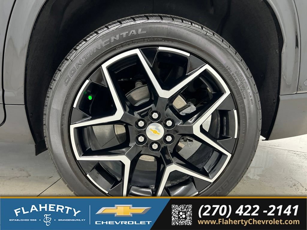 Used 2026 Chevrolet Traverse High Country w/ LPO, Floor Liner Package AWD/4WD image 20