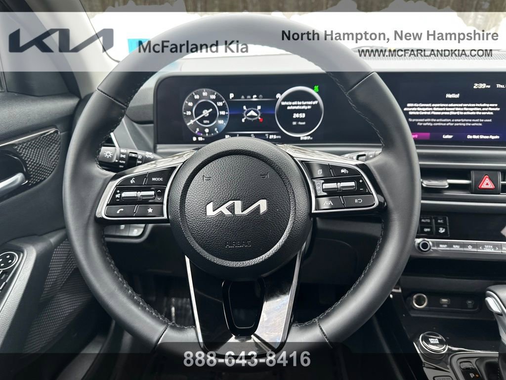 Used 2024 Kia Seltos EX image 16