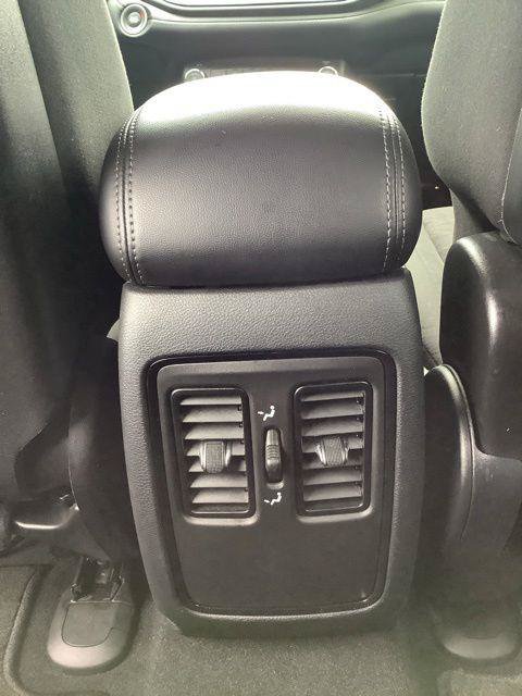 Certified 2022 Dodge Durango SXT w/ Blacktop Package AWD/4WD image 18