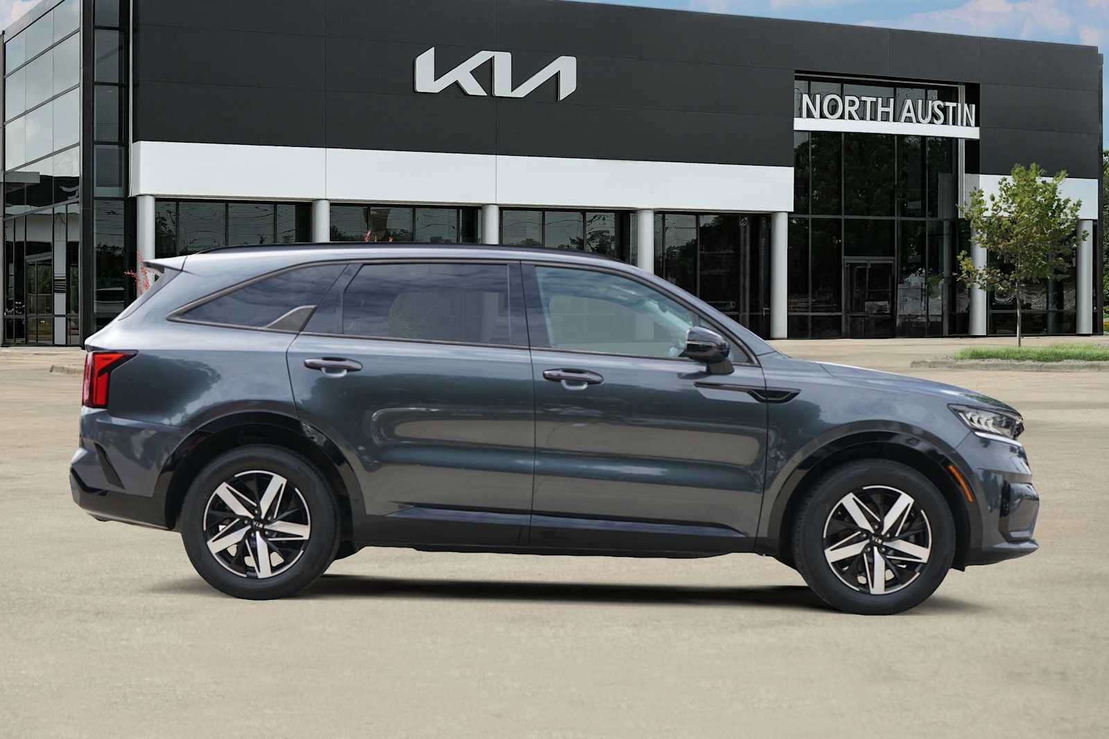 Used 2021 Kia Sorento EX FWD image 6