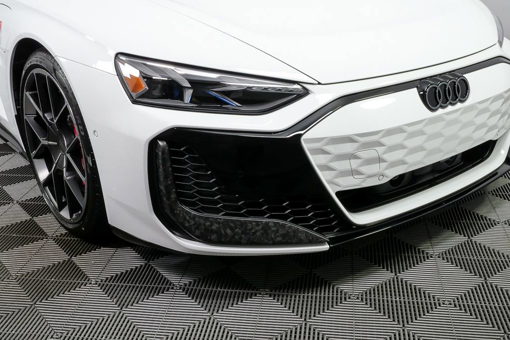 New 2026 Audi RS e-tron GT performance image 37