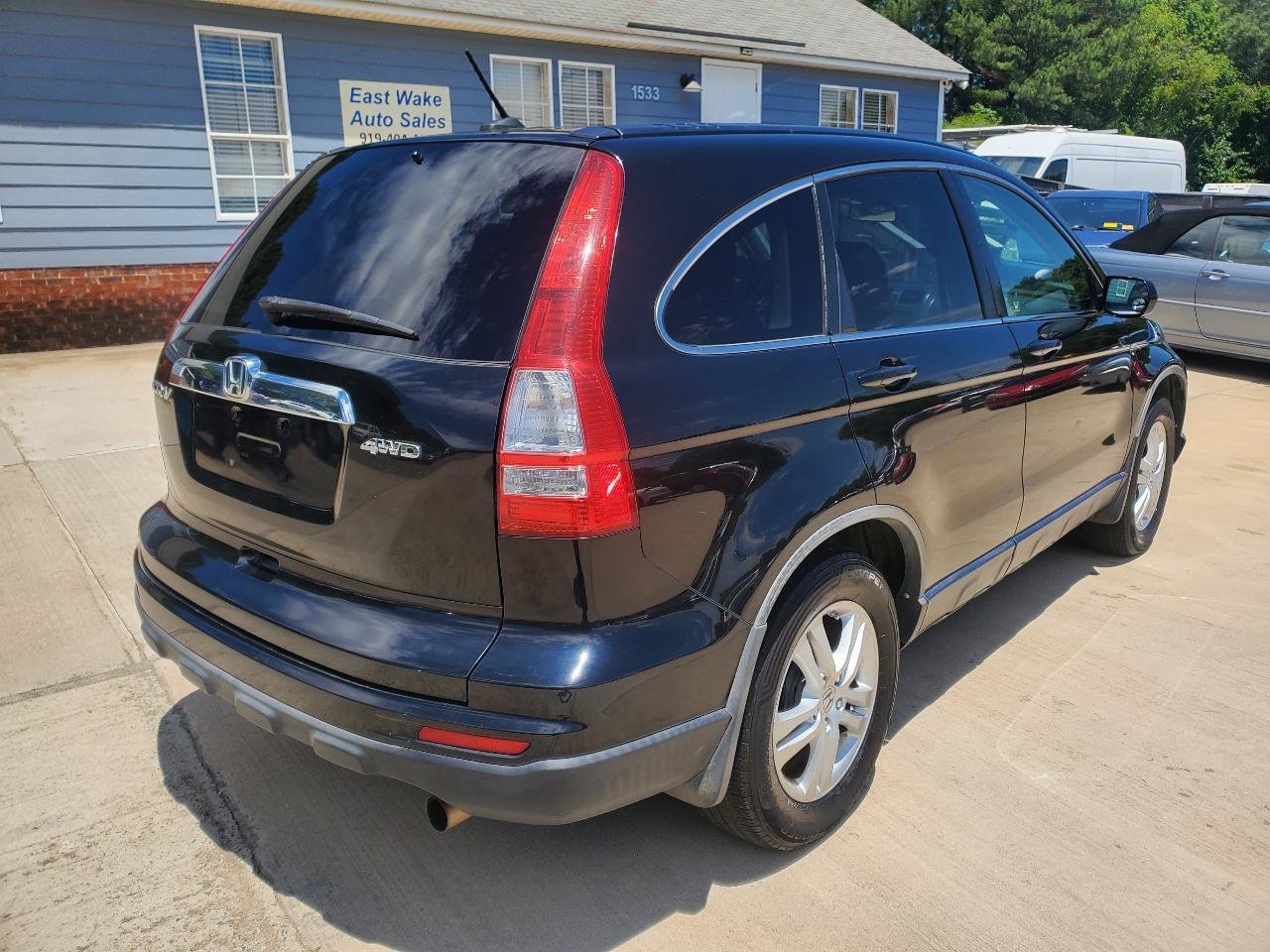 Used 2011 Honda CR-V EX-L image 9