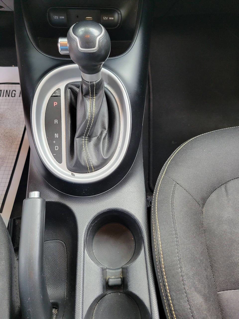 Used 2016 Kia Soul + FWD image 20