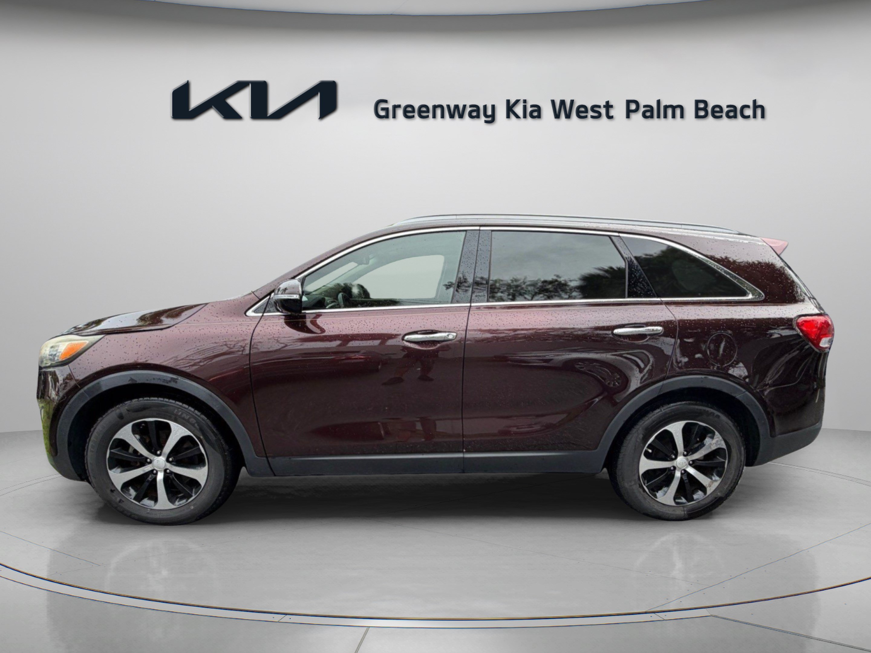 Used 2016 Kia Sorento EX FWD image 4
