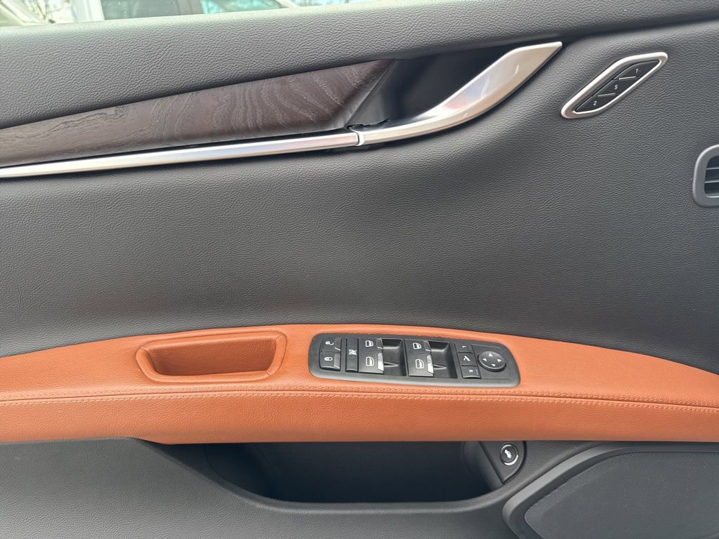 Used 2014 Maserati Ghibli S Q4 image 19