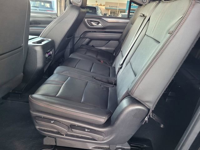 Used 2022 Chevrolet Suburban RST w/ Luxury Package image 16