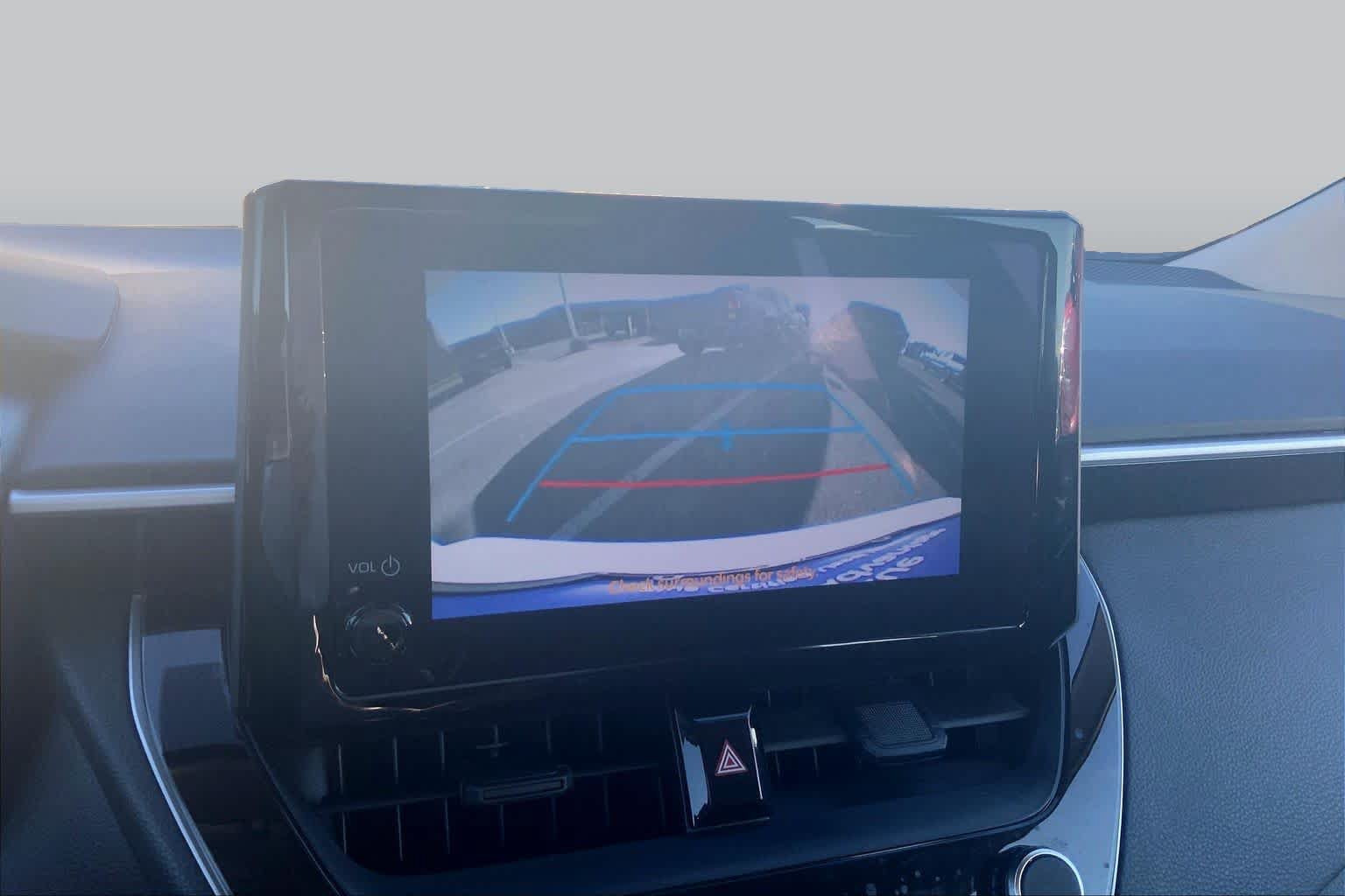 Used 2025 Toyota Corolla LE FWD image 27