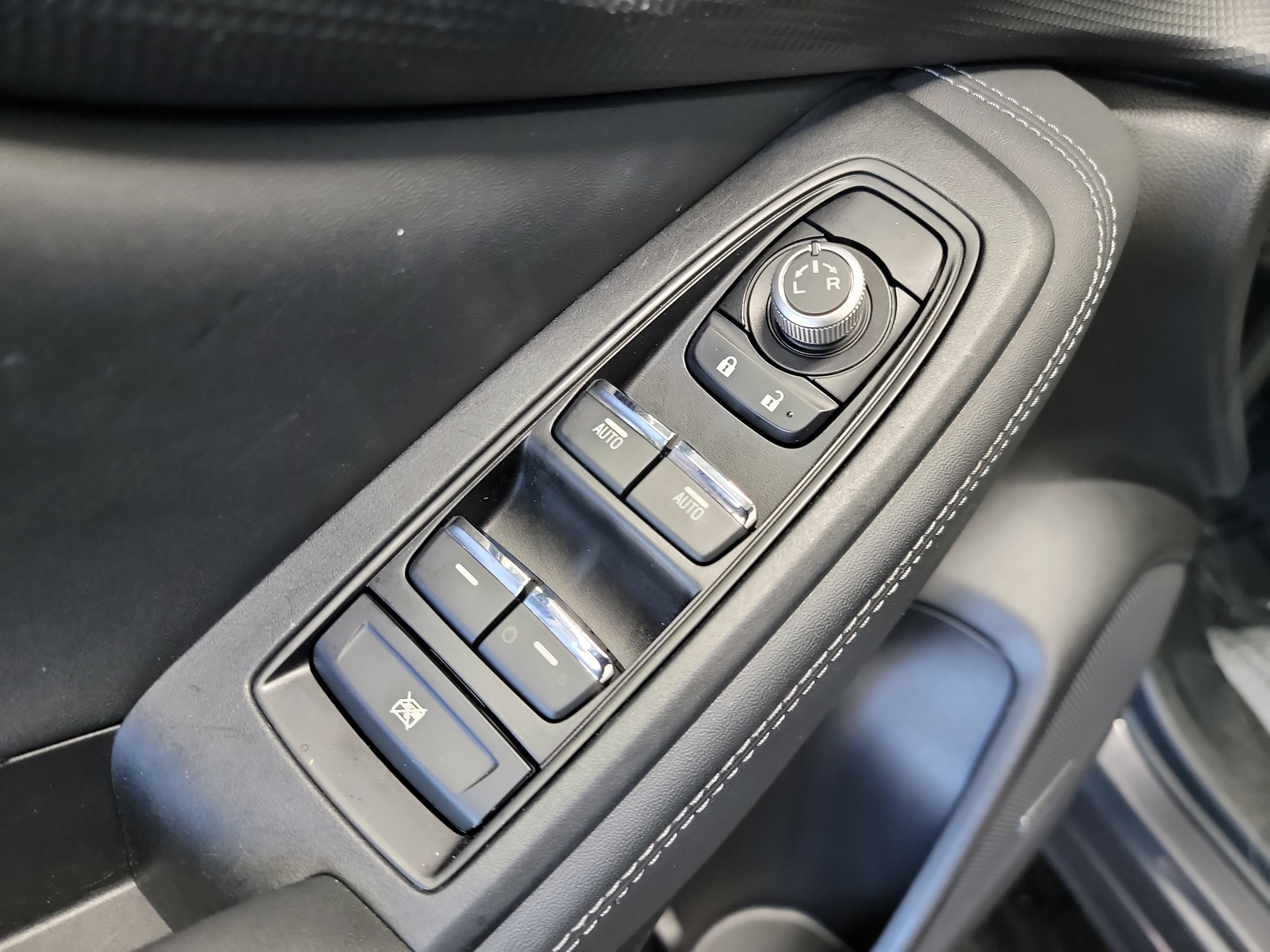 Used 2022 Subaru Forester Touring AWD/4WD image 14