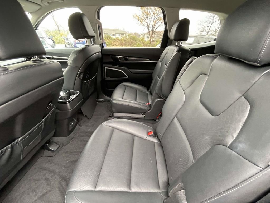 Certified 2023 Kia Telluride S image 23