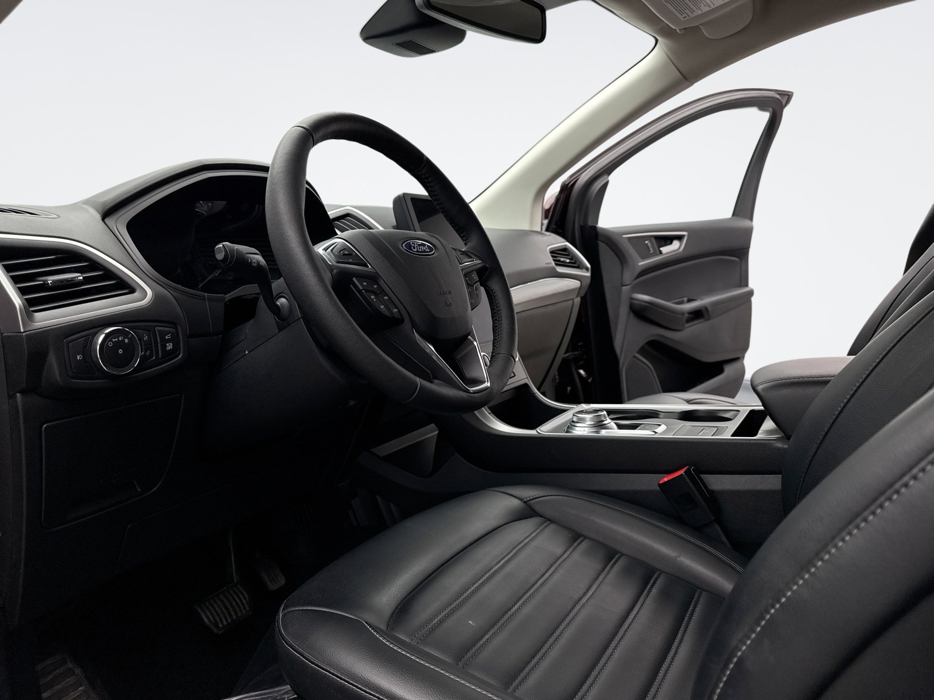 Used 2022 Ford Edge SEL w/ Convenience Package image 10