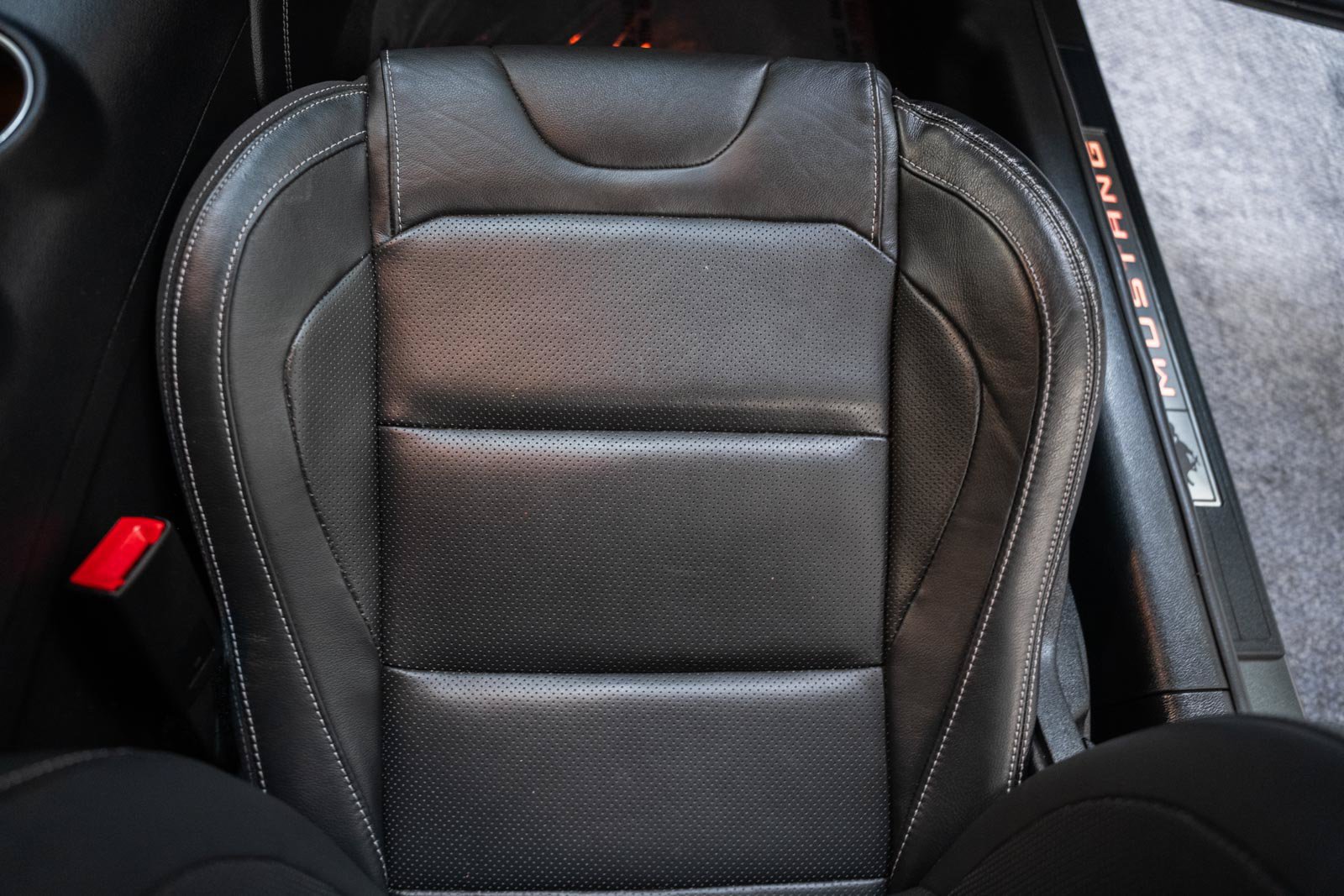 Used 2020 Ford Mustang GT Premium w/ GT Performance Package RWD image 40