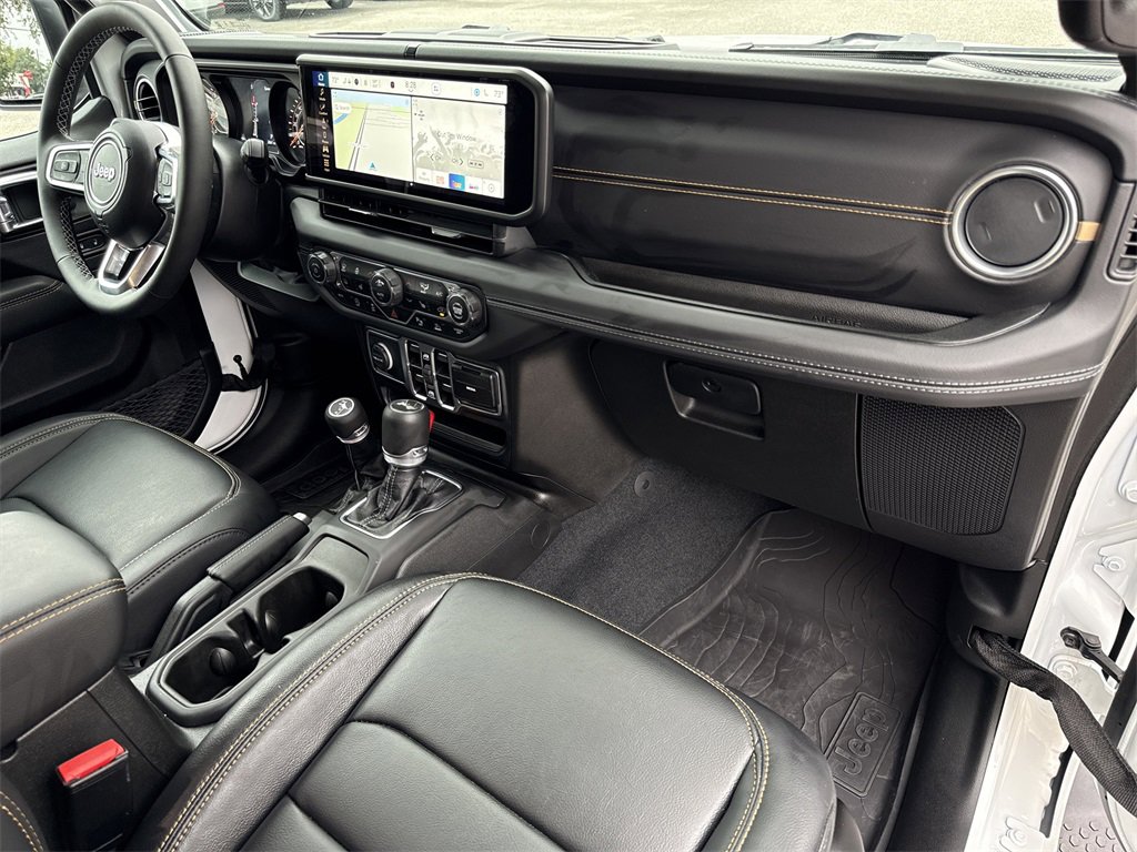 Certified 2025 Jeep Wrangler Sahara w/ Safety Group image 37