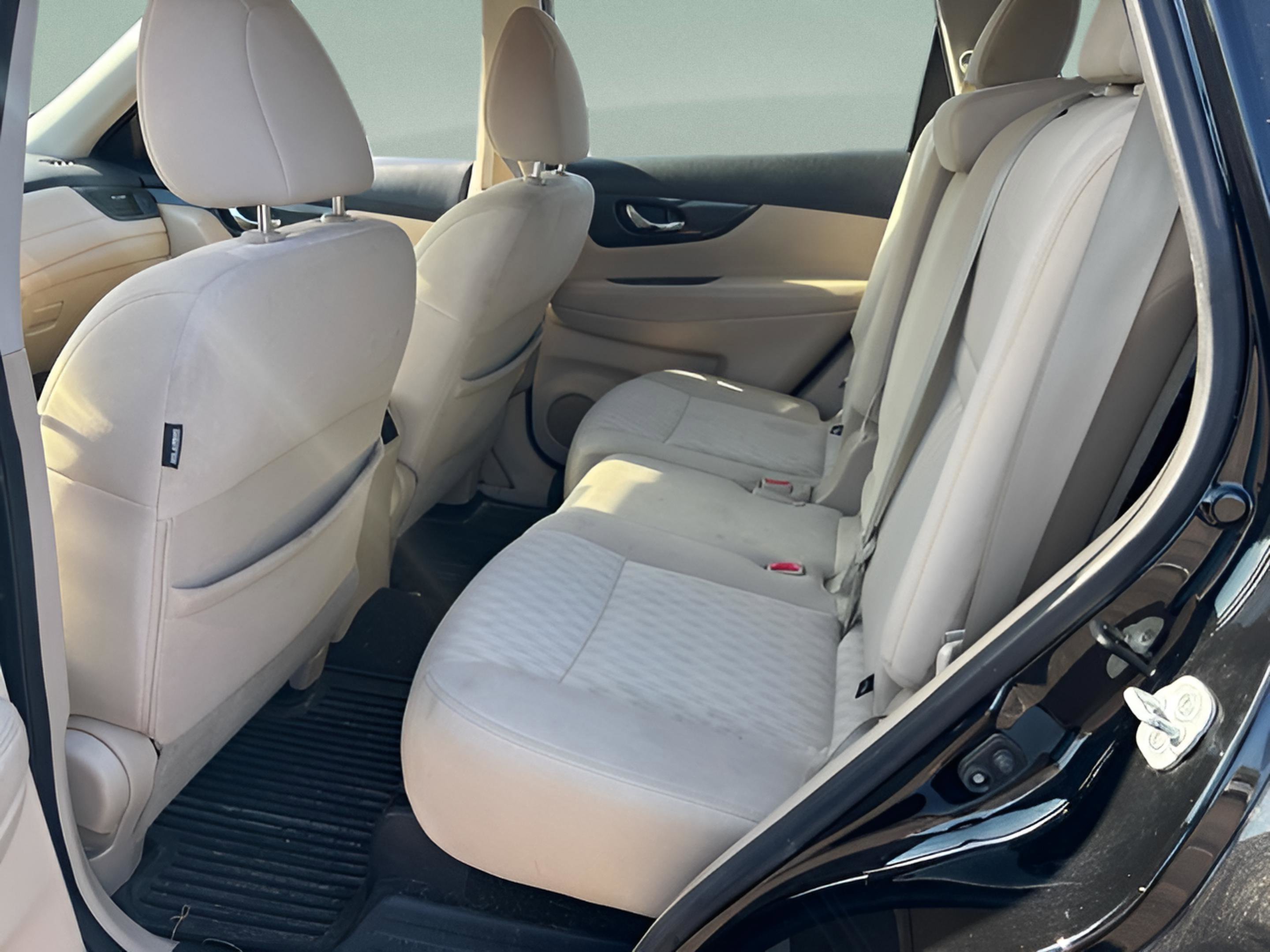 Used 2017 Nissan Rogue S image 13