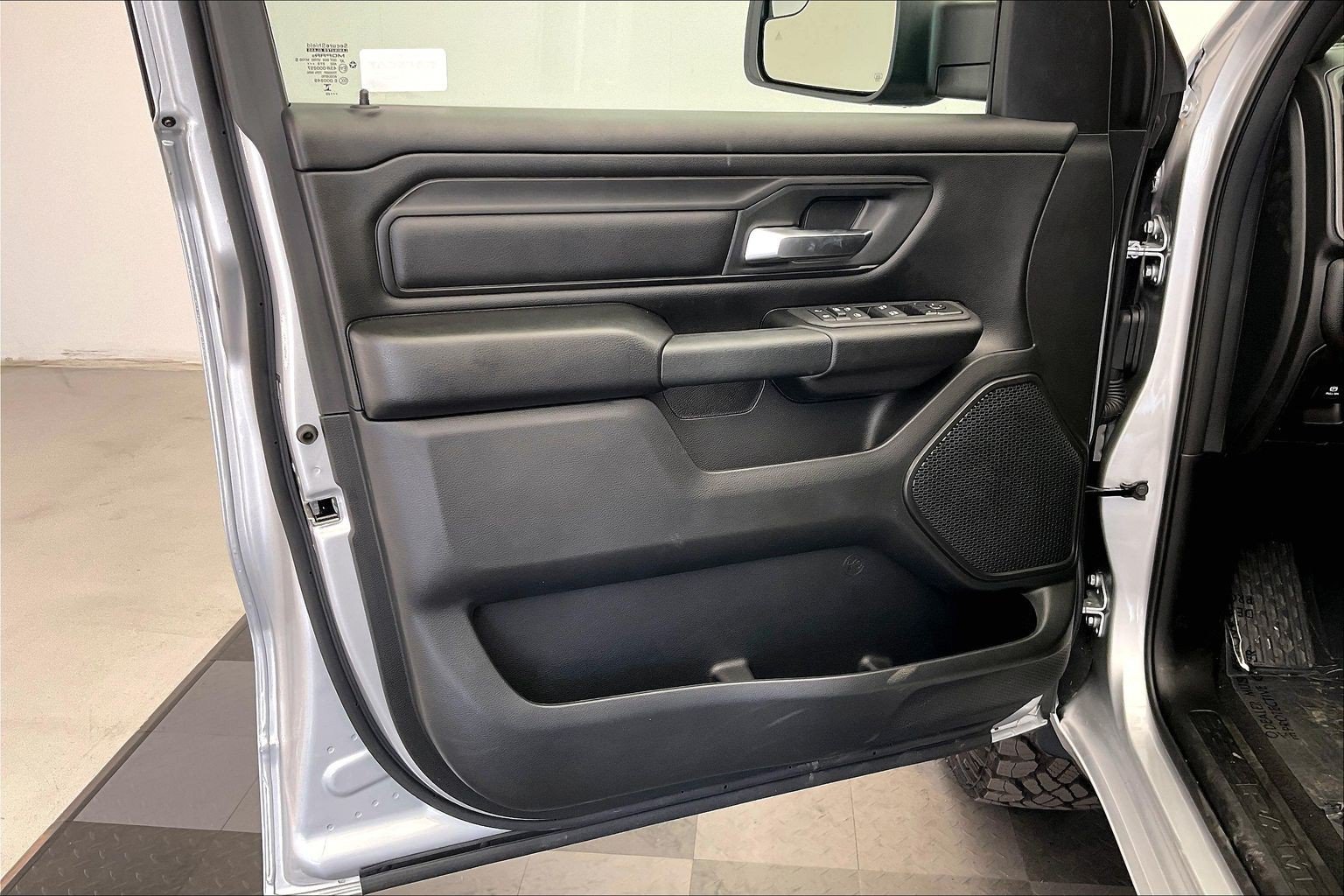 New 2026 RAM 1500 Warlock AWD/4WD image 12