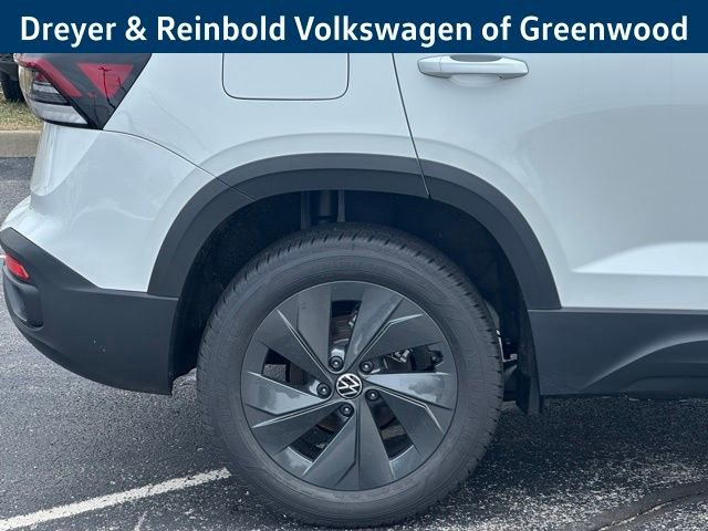 New 2026 Volkswagen Taos S image 9