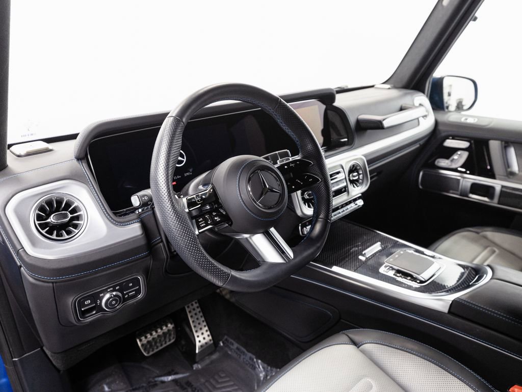 Used 2025 Mercedes-Benz G 580 w/ EQ Technology image 9