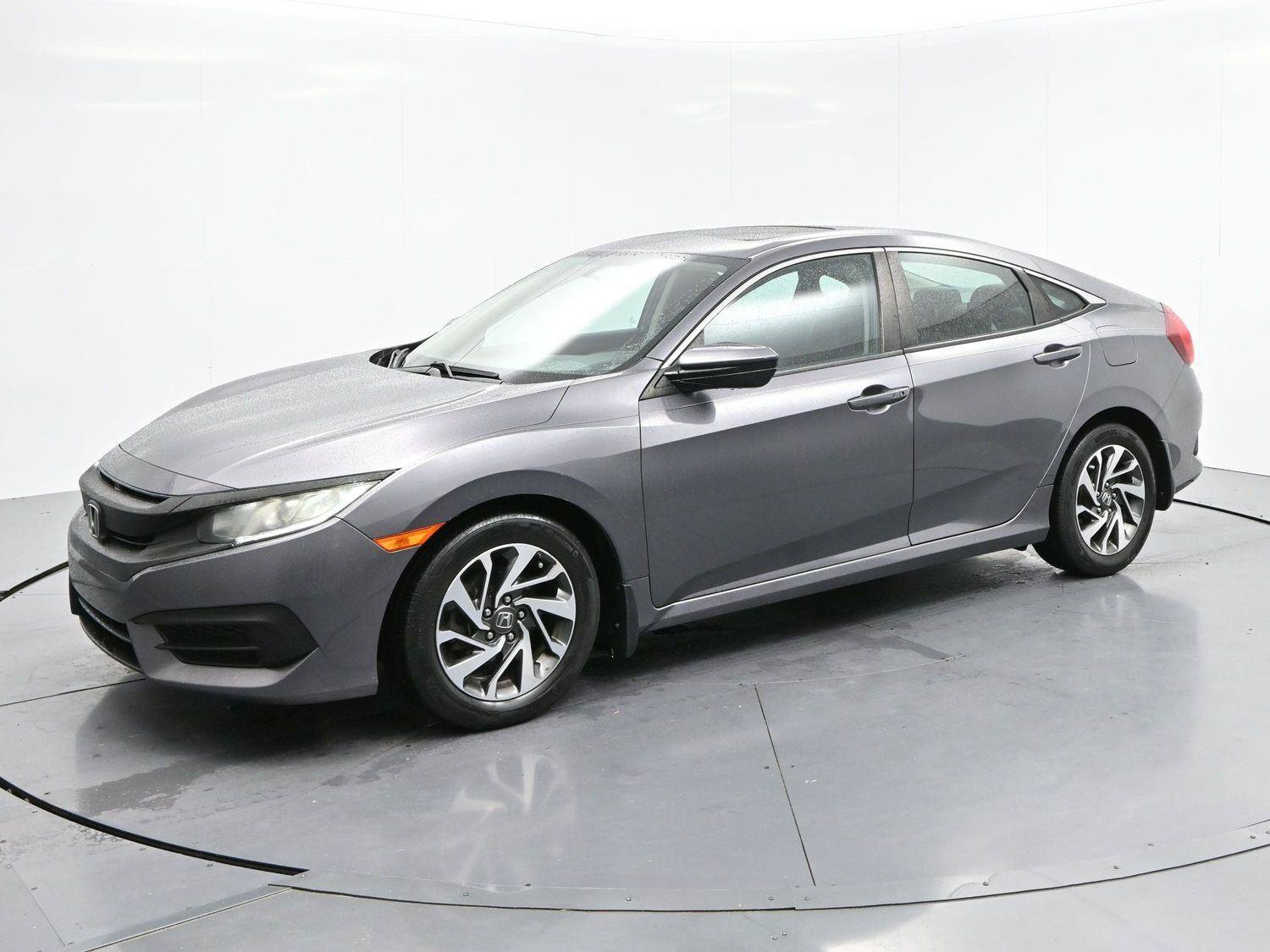Used 2016 Honda Civic EX image 3