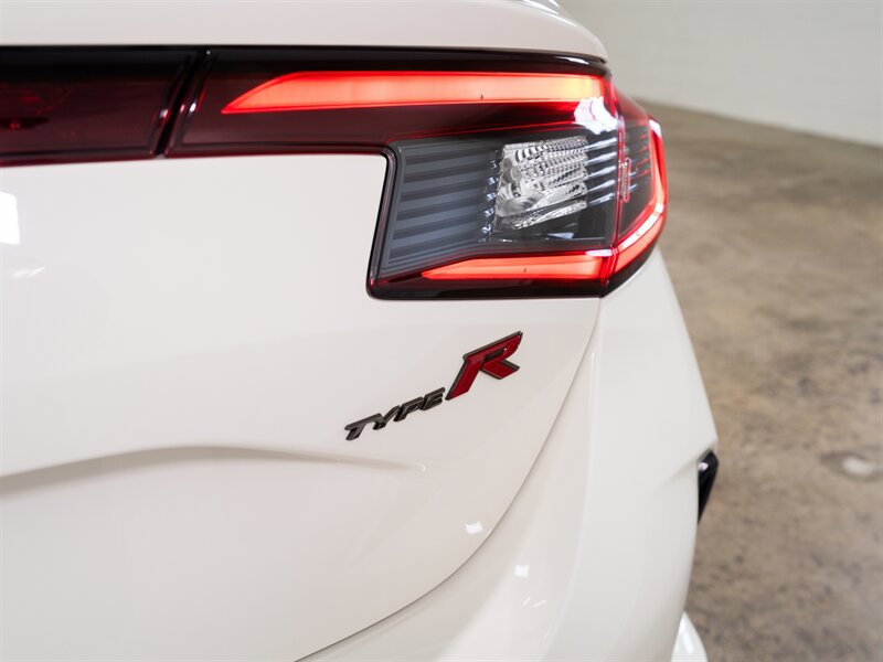 Used 2023 Honda Civic Type R image 10