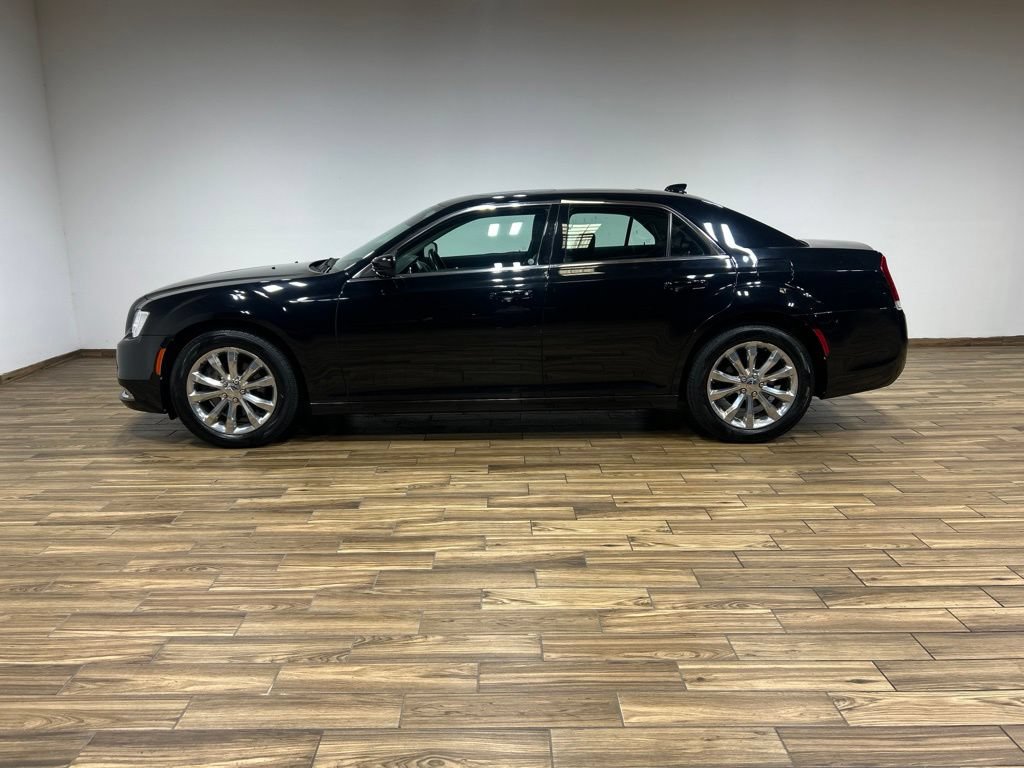 Certified 2018 Chrysler 300 Touring L AWD/4WD image 23