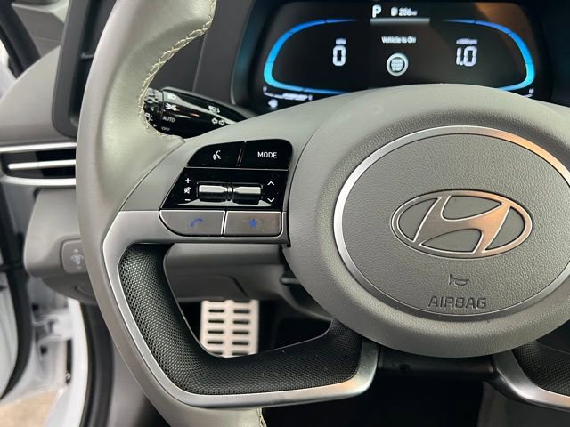 Certified 2025 Hyundai Elantra Sport image 22