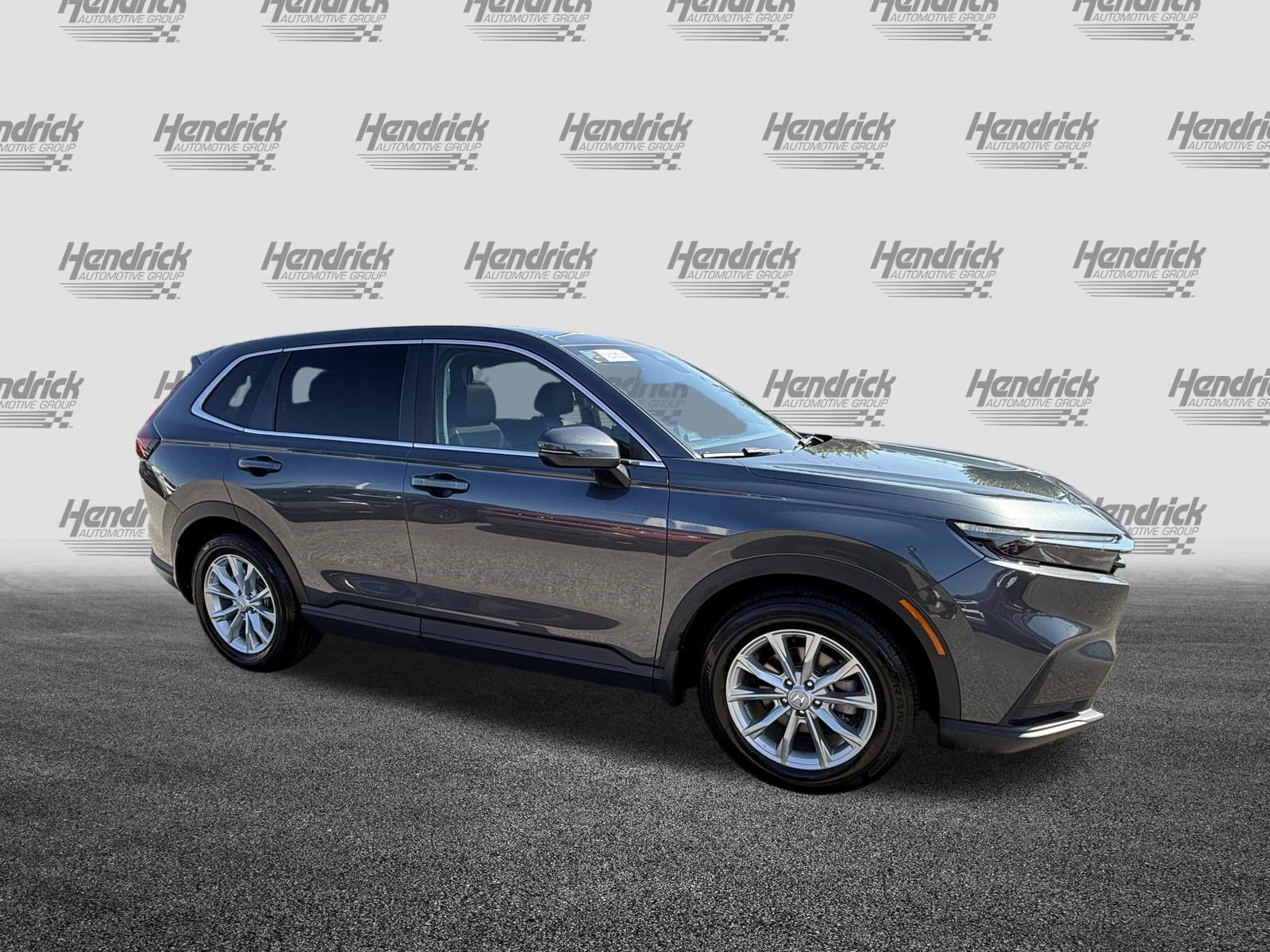 Used 2025 Honda CR-V EX image 2