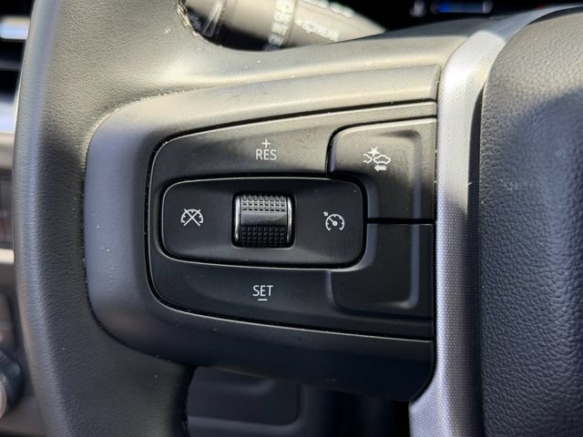Used 2023 GMC Yukon XL SLT AWD/4WD image 24
