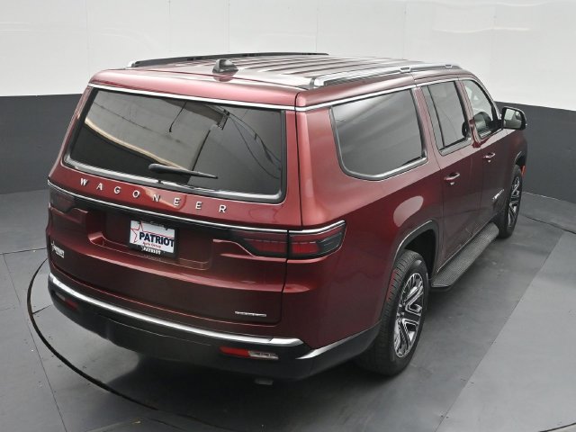 Used 2024 Jeep Wagoneer L Series II w/ Flexible Seating Group RWD image 41