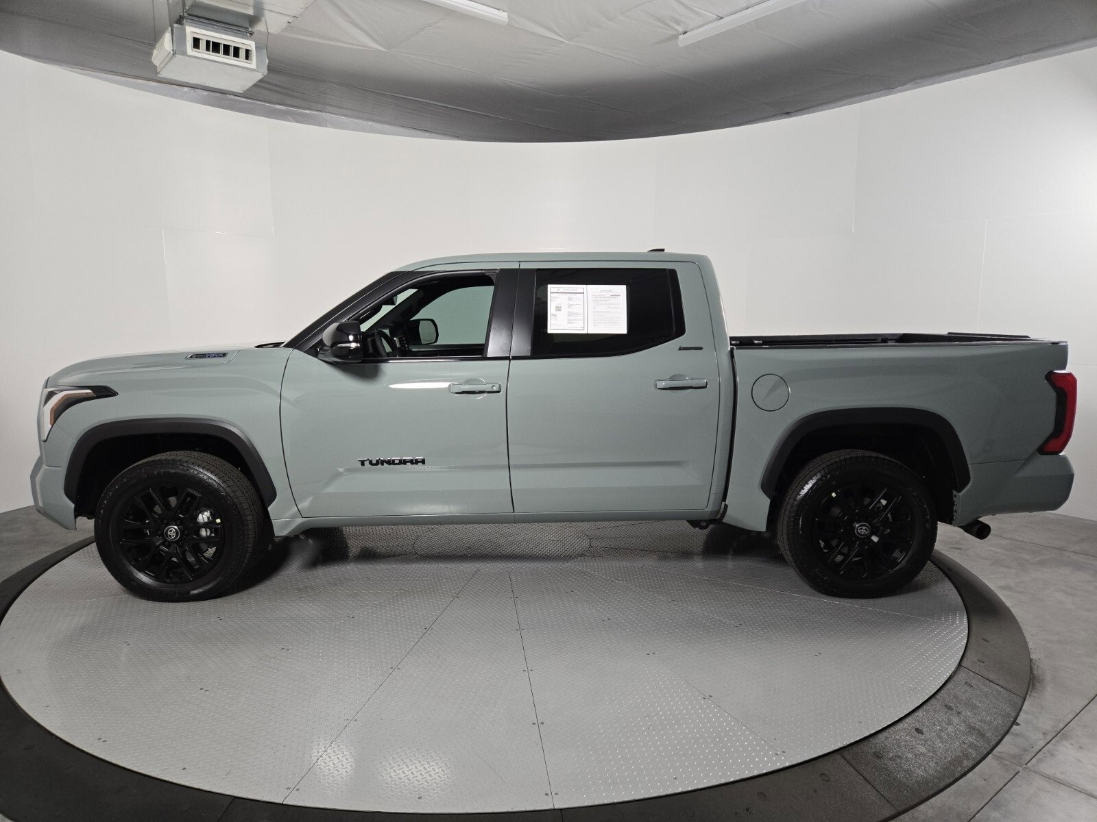 Used 2026 Toyota Tundra Limited image 7