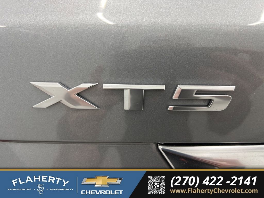 Used 2025 Cadillac XT5 Premium Luxury w/ LPO, Floor Liner Package FWD image 18