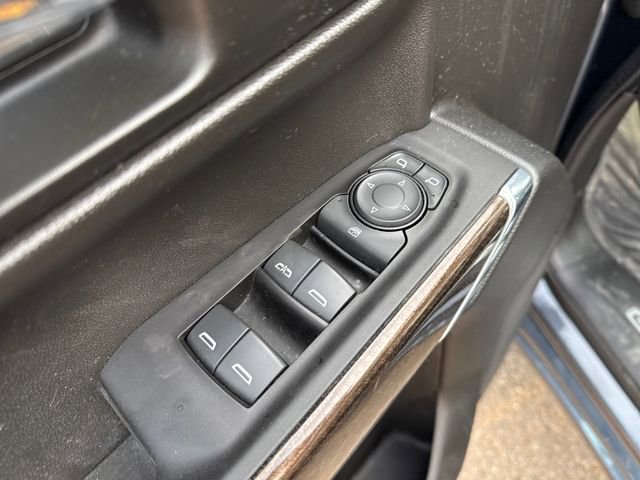 Used 2022 Chevrolet Silverado 1500 RST w/ LPO, Blackout Package image 11