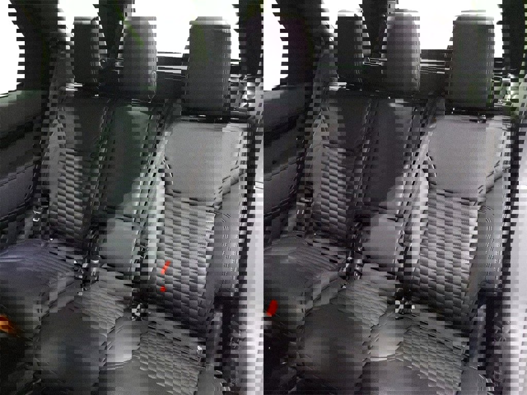 New 2025 Land Rover Discovery S image 20