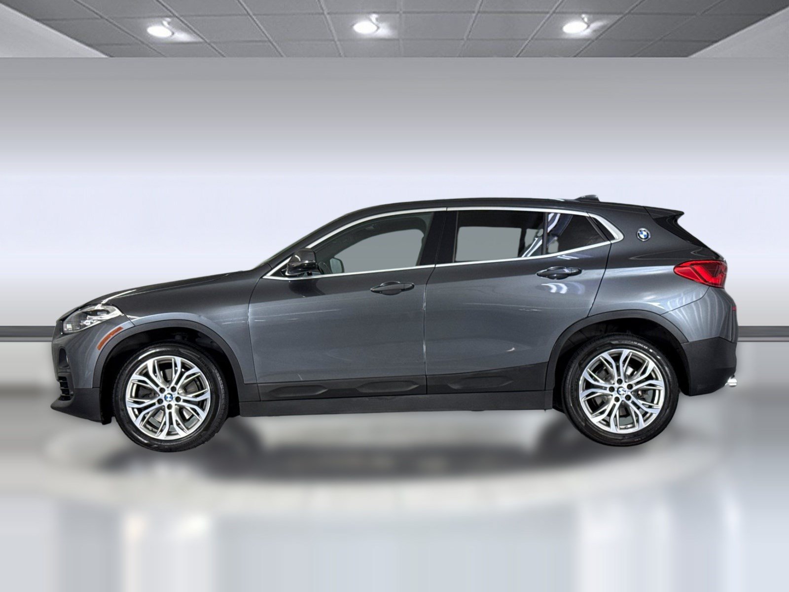 Used 2020 BMW X2 xDrive28i w/ Convenience Package AWD/4WD image 2