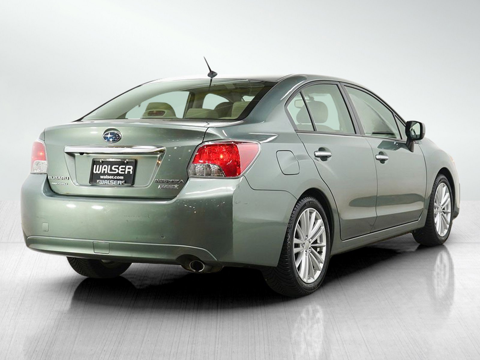 Used 2014 Subaru Impreza 2.0i Limited AWD/4WD image 5