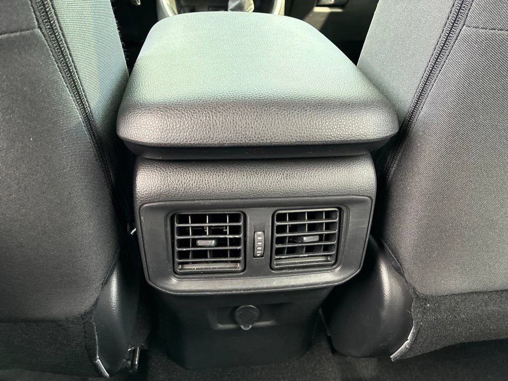 Used 2024 Toyota RAV4 LE AWD/4WD image 23