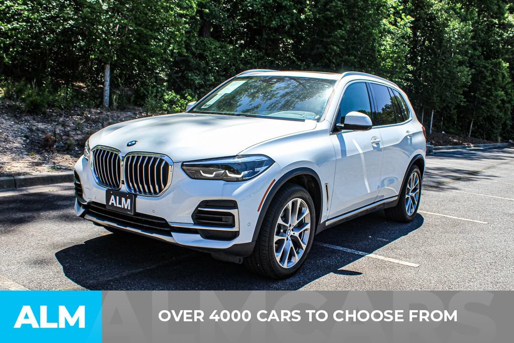 Used 2022 BMW X5 sDrive40i w/ Parking Assistance Package RWD image 2