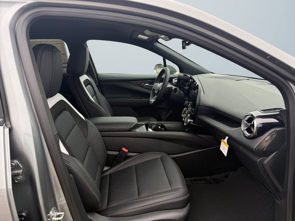 New 2026 Chevrolet Blazer EV LT image 15