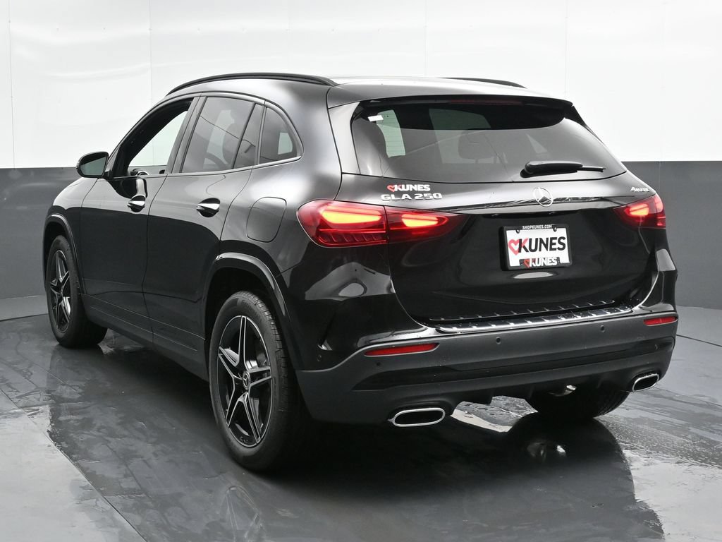 Used 2025 Mercedes-Benz GLA 250 4MATIC image 9